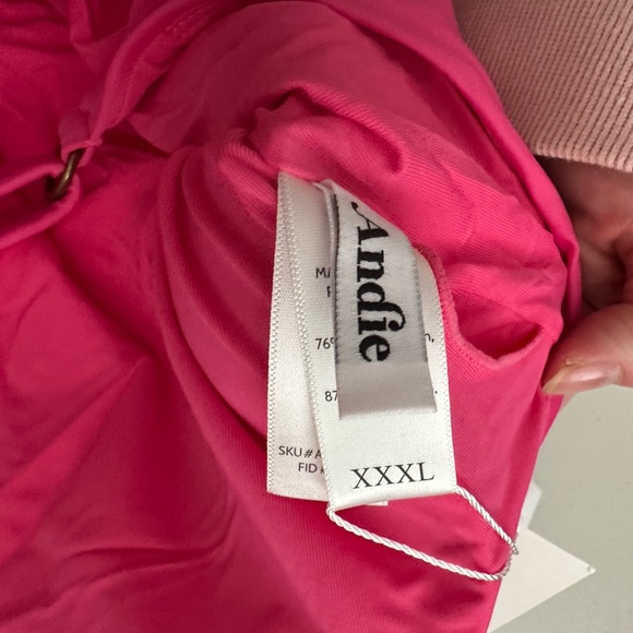 Andie Swim The Maui Top in Pink Size XXXL Adjustable Straps Padded Plus Size - Picture 4 of 6